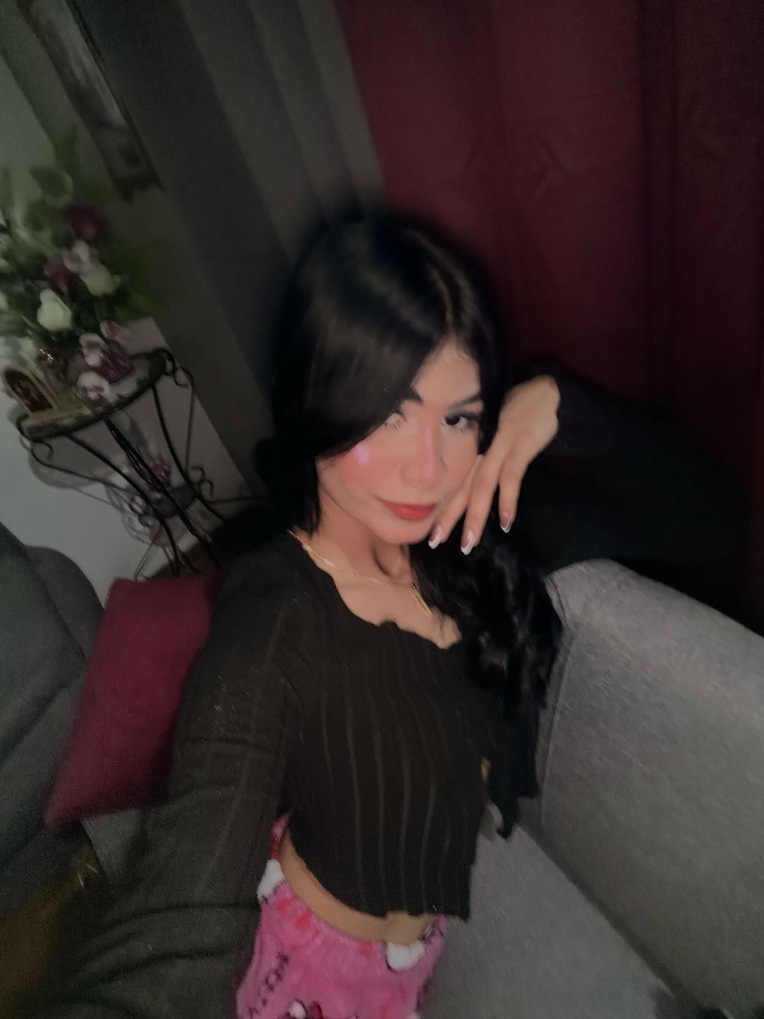 Everyday selfie from a live social video member
